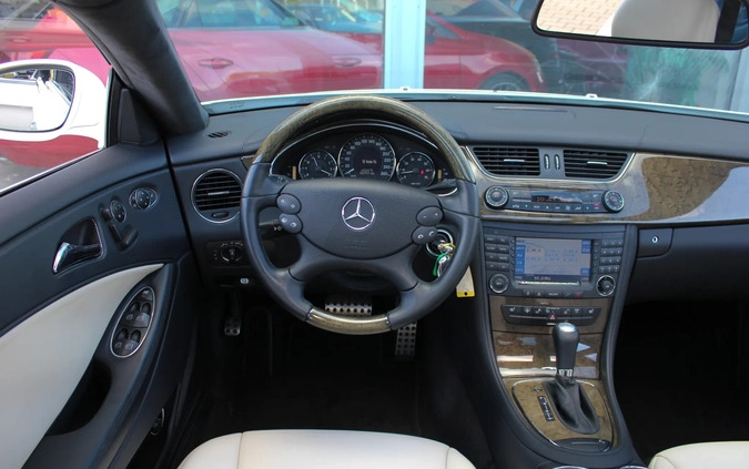 Mercedes-Benz CLS cena 87900 przebieg: 43000, rok produkcji 2007 z Dąbrowa Tarnowska małe 277